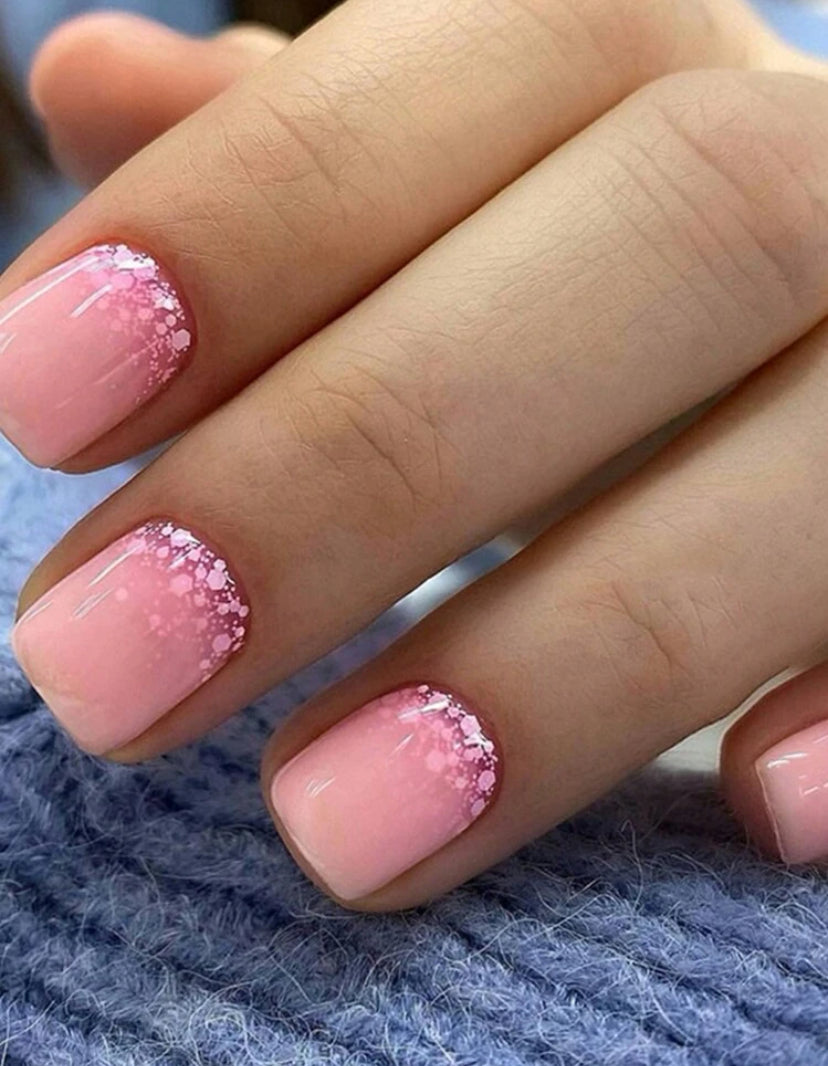 Cute pink glitter short press on nails