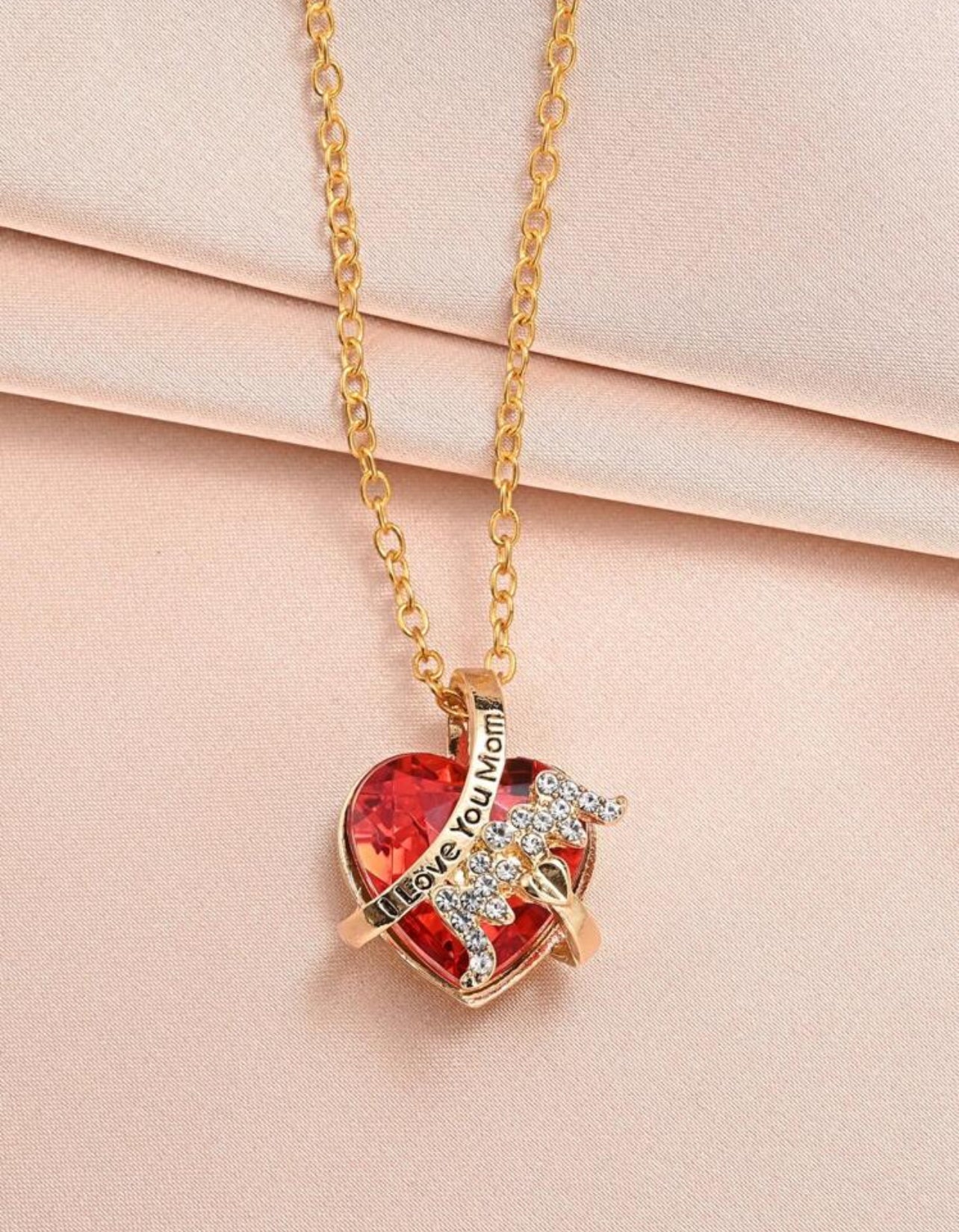 Zinc alloy rhinestones heart charm ‘I love you mum’ necklace