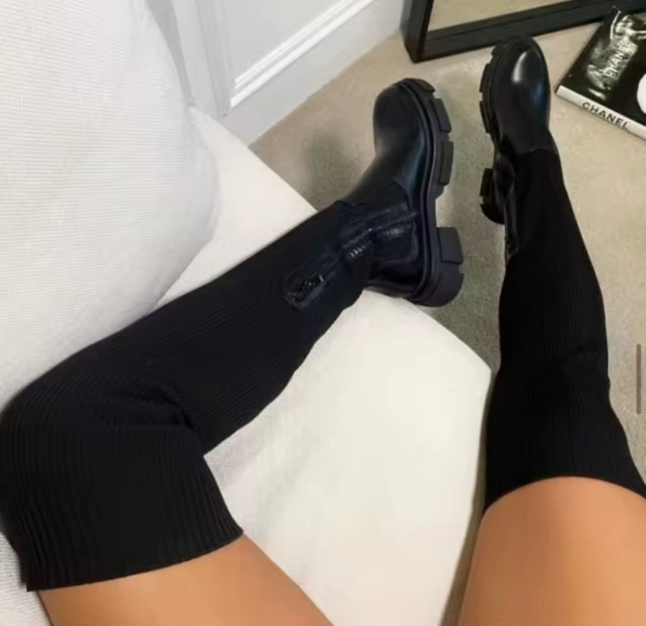 Knee high boots ( super stretch)