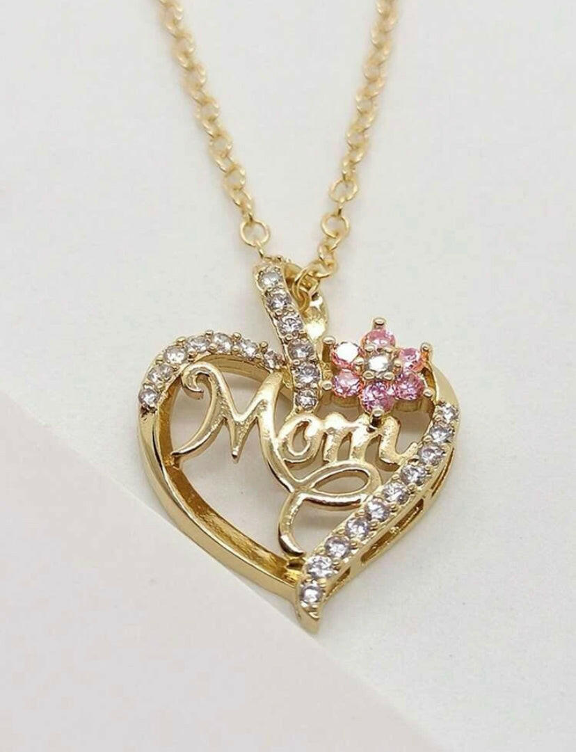 Mother’s Day heart pendant necklace.