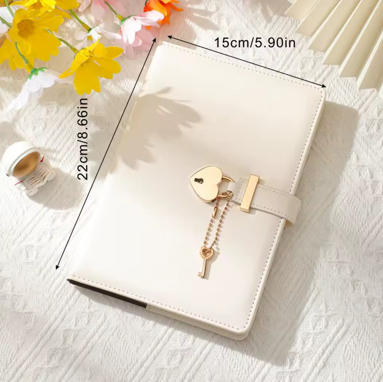 Notebook with a love lock *PRE ORDER*