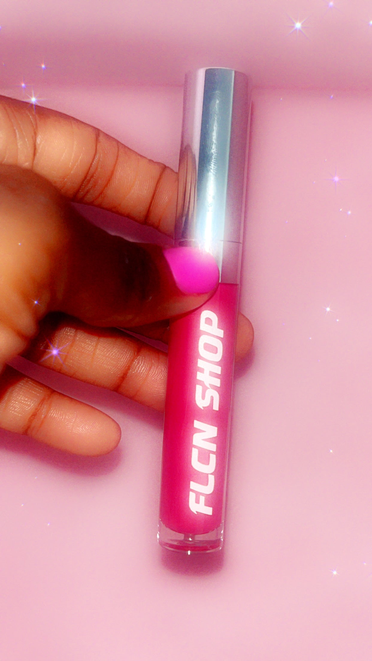 Colour lip gloss