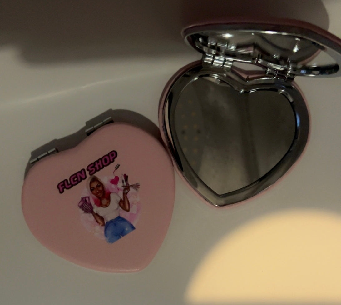 Pocket sized heart mirror