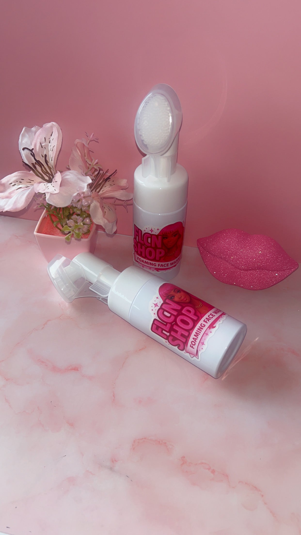 FLCN shop foaming face wash