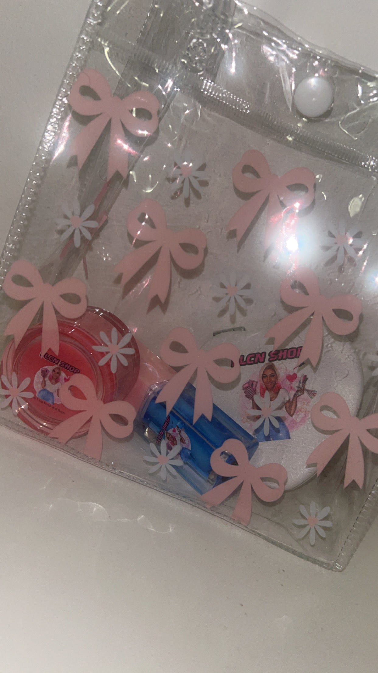 ๐ GLOW-UP FRIDAY ๐