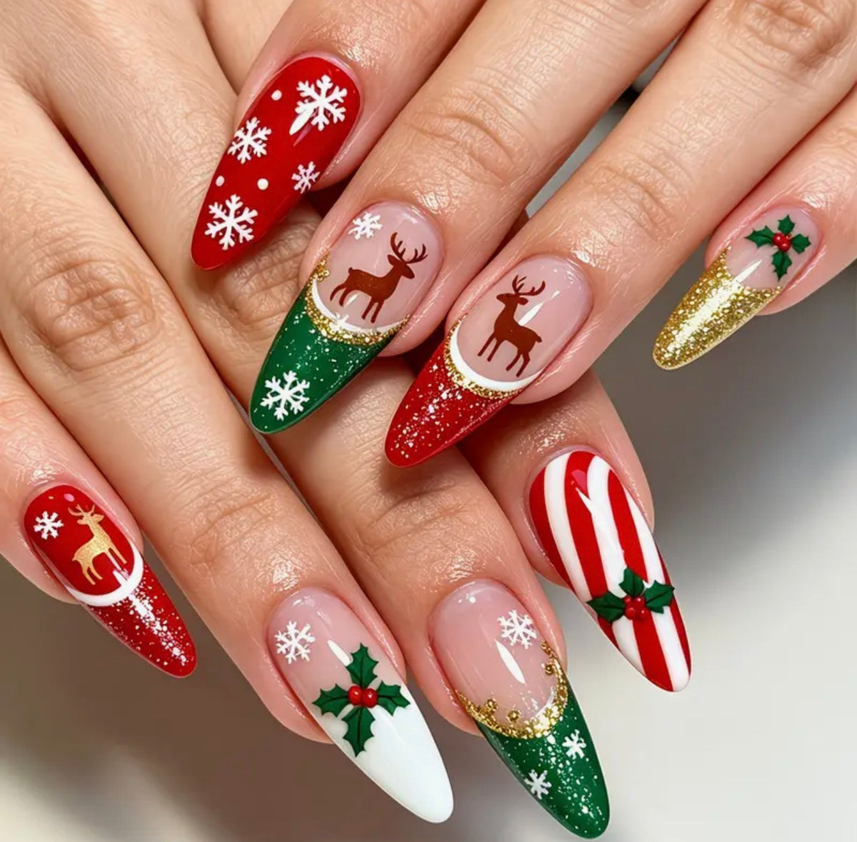 Christmas press on nails π