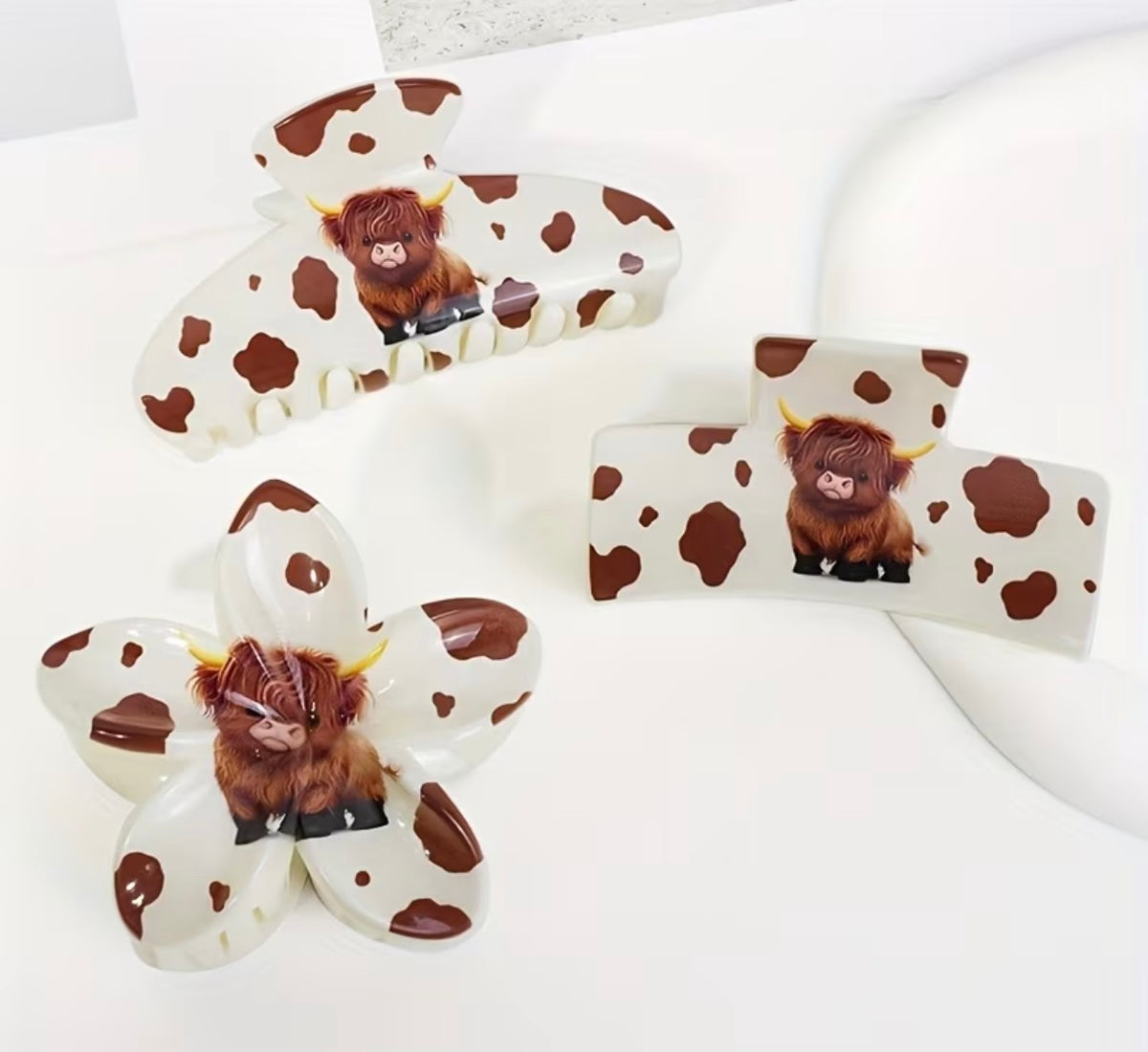 Highland Moo Hair Claw