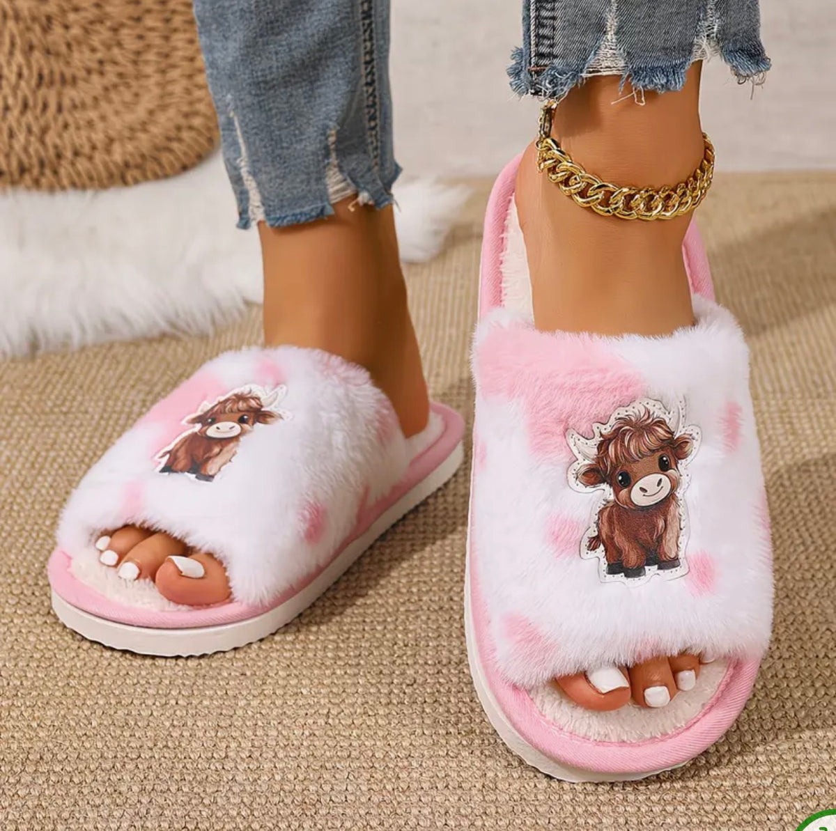 Highland Hugs Fluffy Slippers – Available in 4 Gorgeous Colours 🐮�