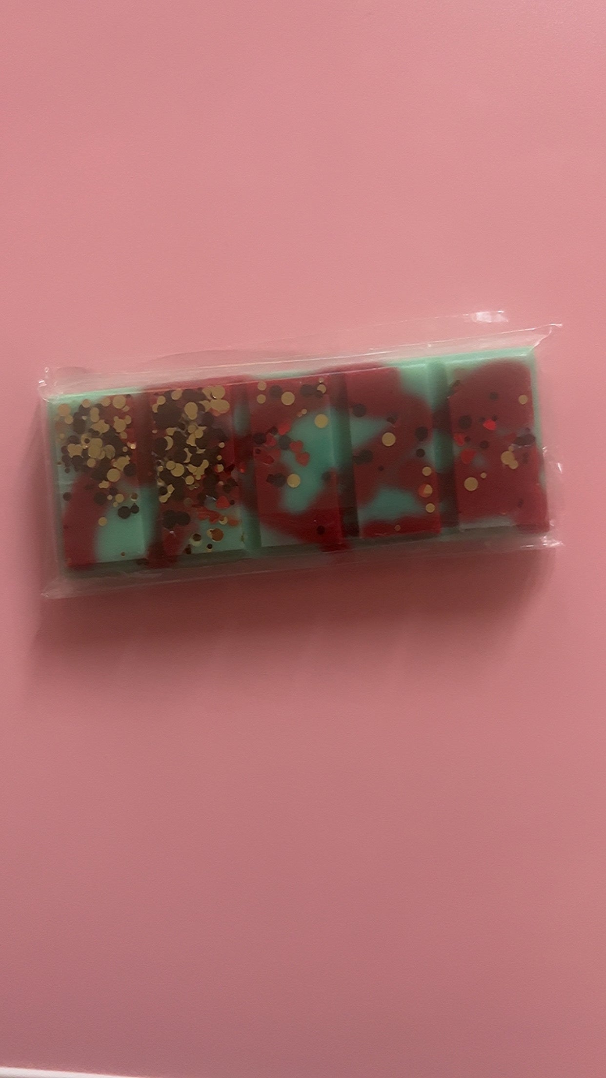 Merry & Cherry snap bar