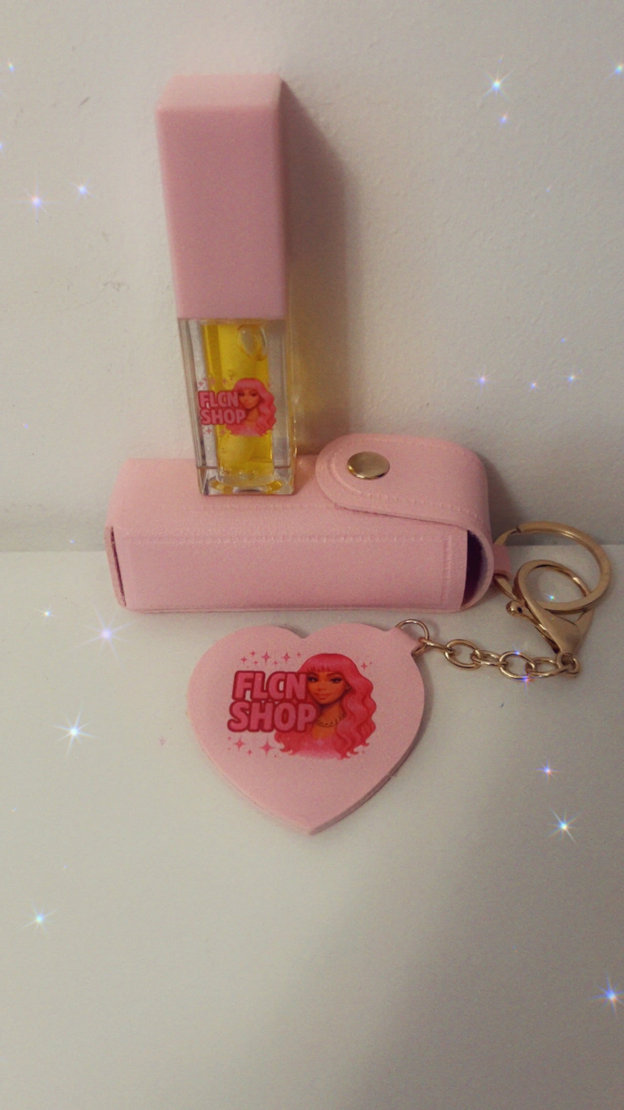 FLCN SHOP Cute Keychain Purse with Heart Mirror Lip Oil in Pink Case and Keyring Accessory