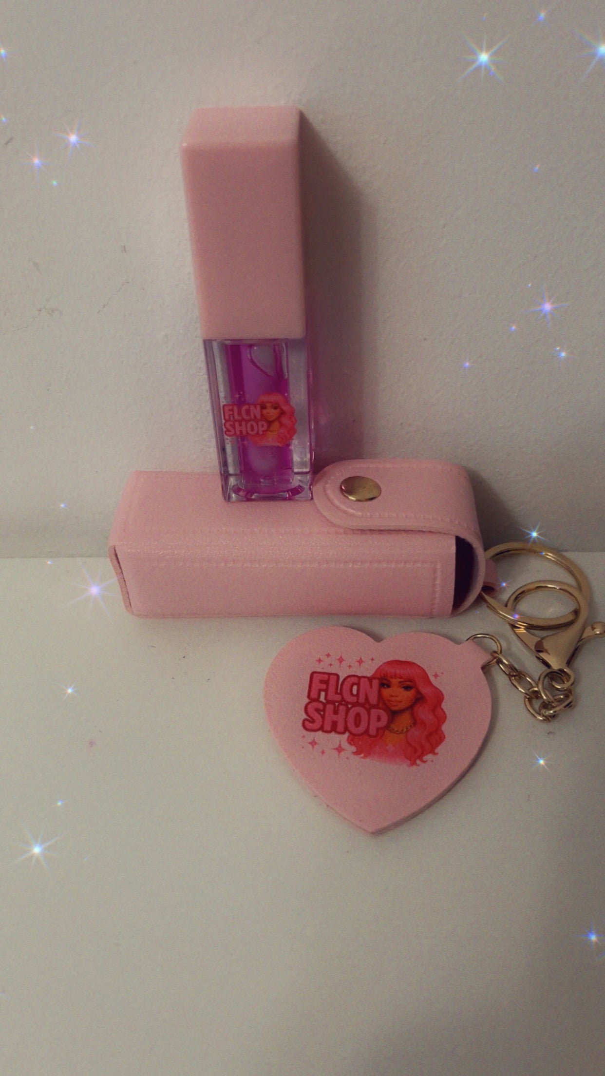 FLCN SHOP Cute Keychain Purse with Heart Mirror Lip Oil in Pink Case and Keyring Accessory