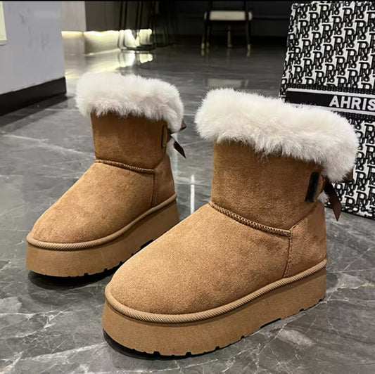 Women winter fluffy boots