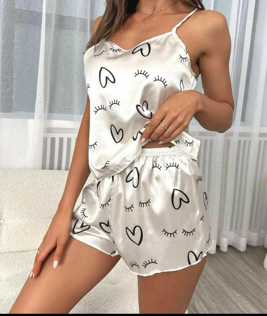 Eyelash and heart print satin cami pj  set ( plus size available).