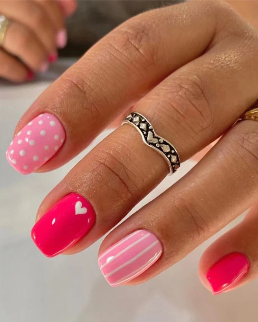 Cute pink design short square press on nails