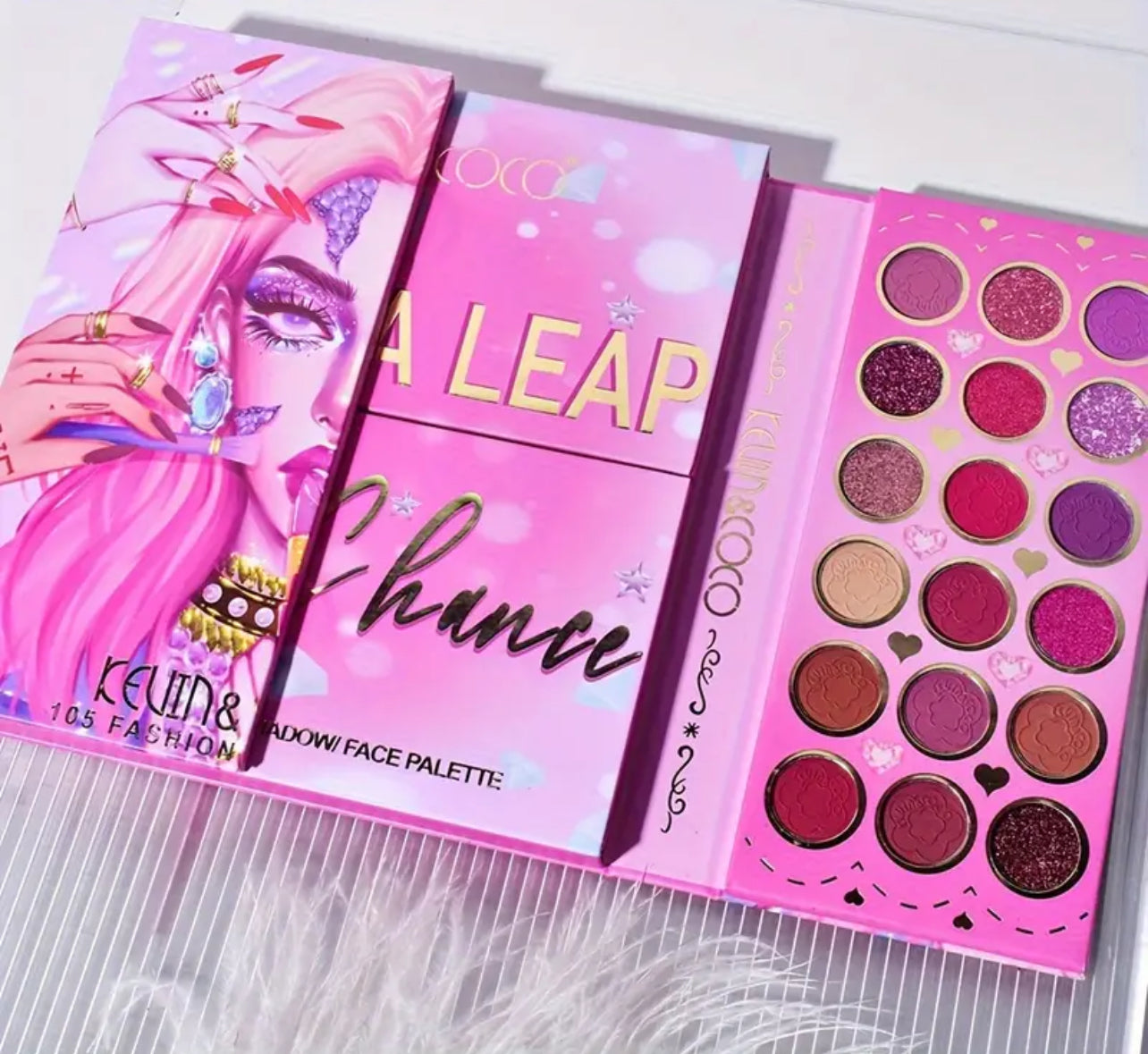 Colour dream eye shadow palette