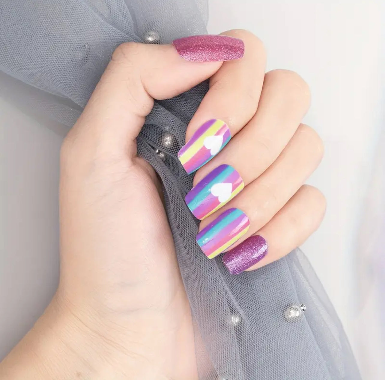 Nail wraps