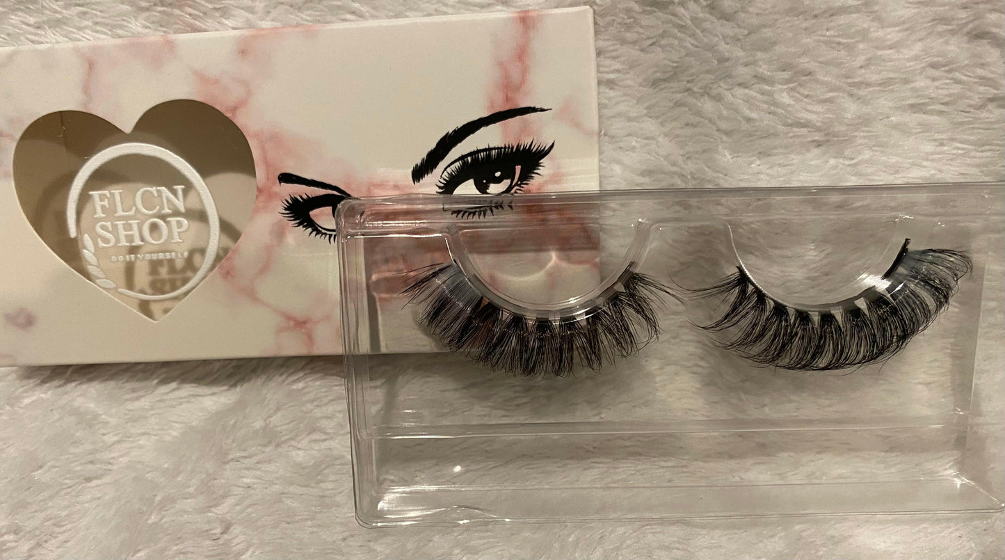 FLCN Coloured Russian Lashes.