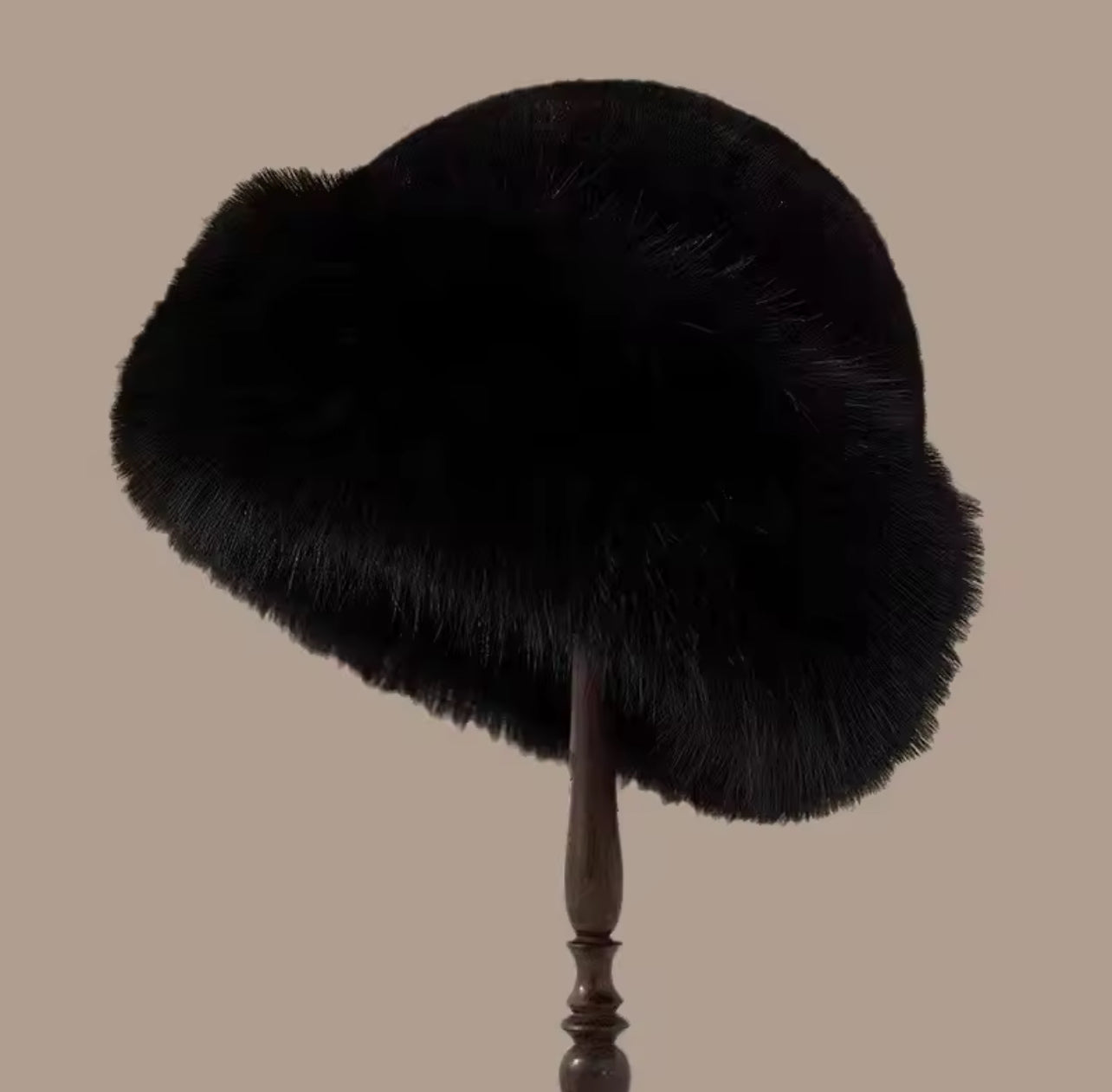 Furry warm hat *PRE ORDER*