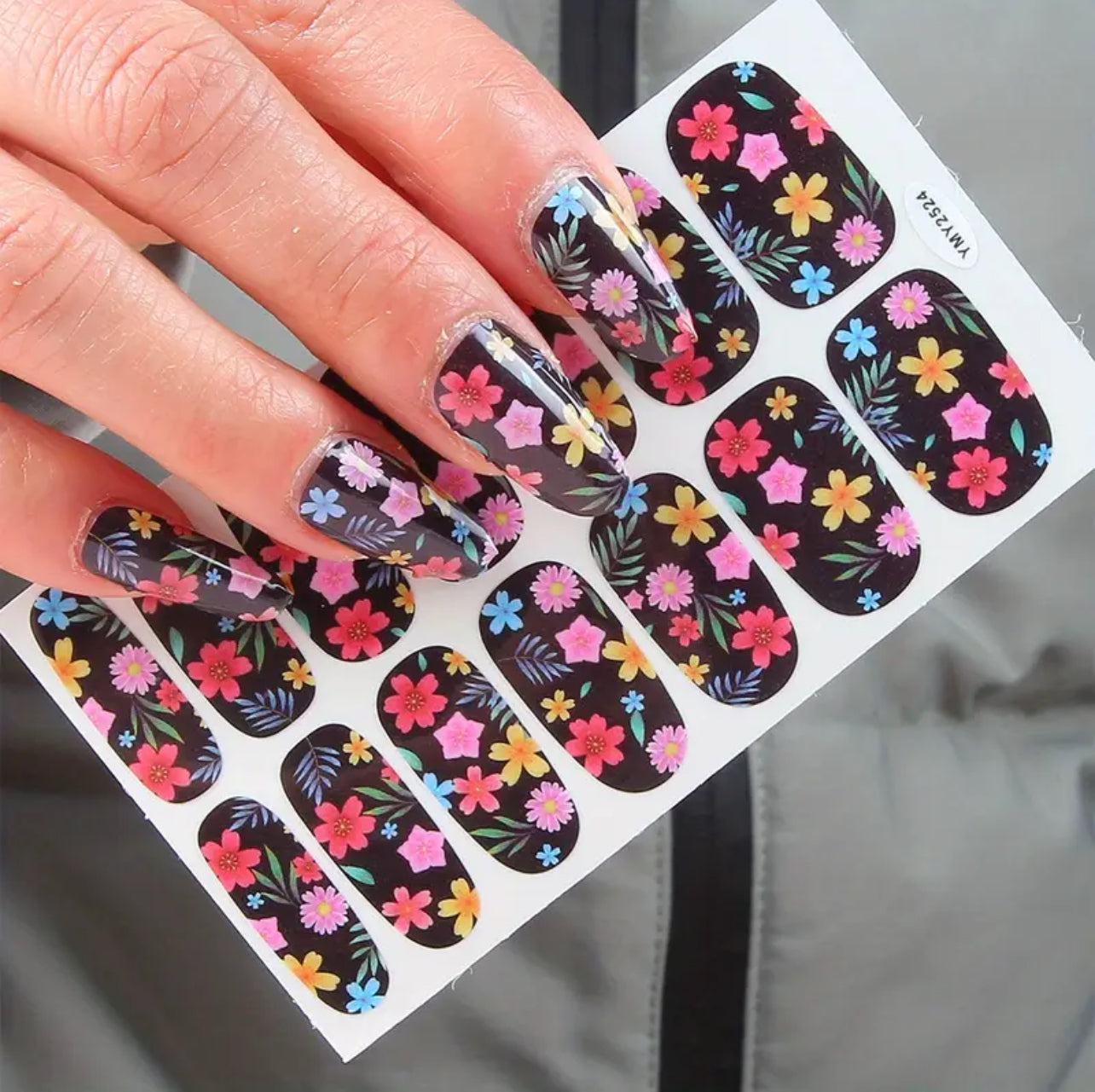 Nail wraps