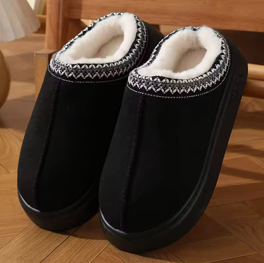Fluffy platform slippers