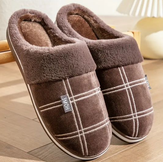 Luxury men’s plush slippers