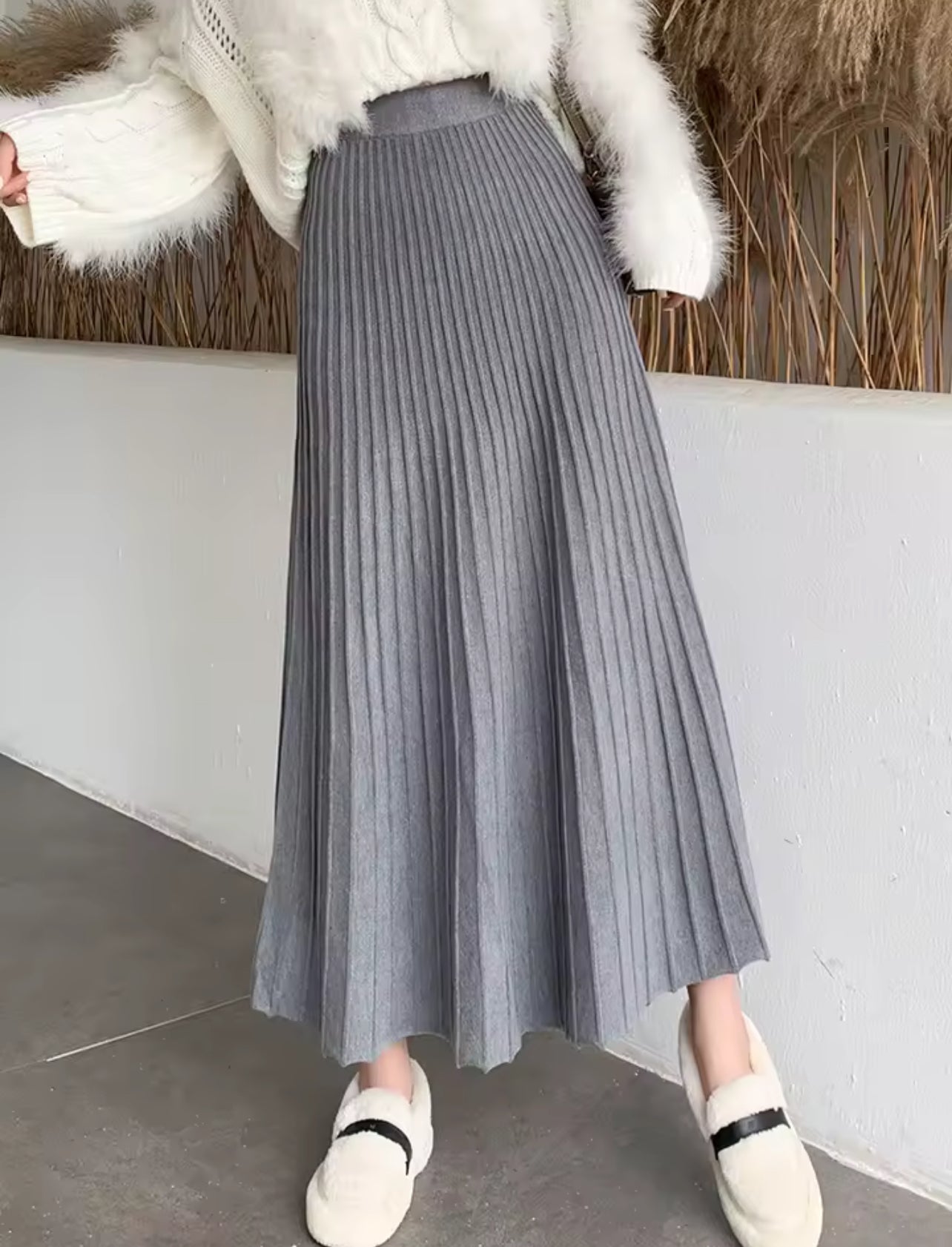 Knitted maxi skirt