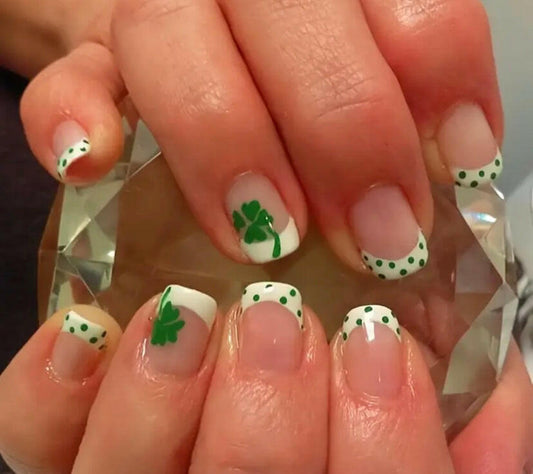 St Patrick style short press on nails.