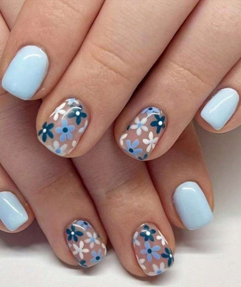 Blue with flower design short square press on nails