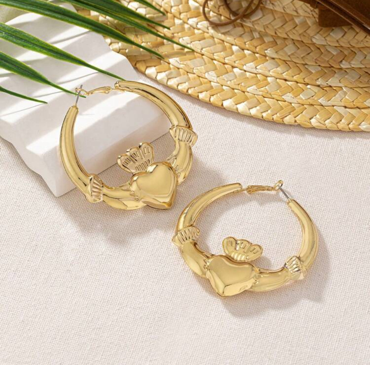 Crown earrings