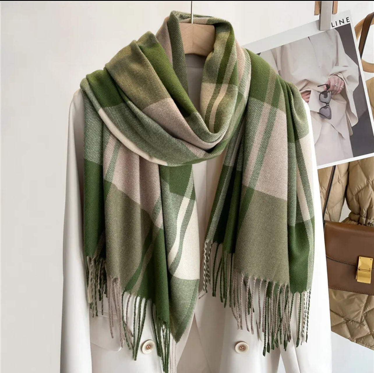 Warm shawl *PRE ORDER *