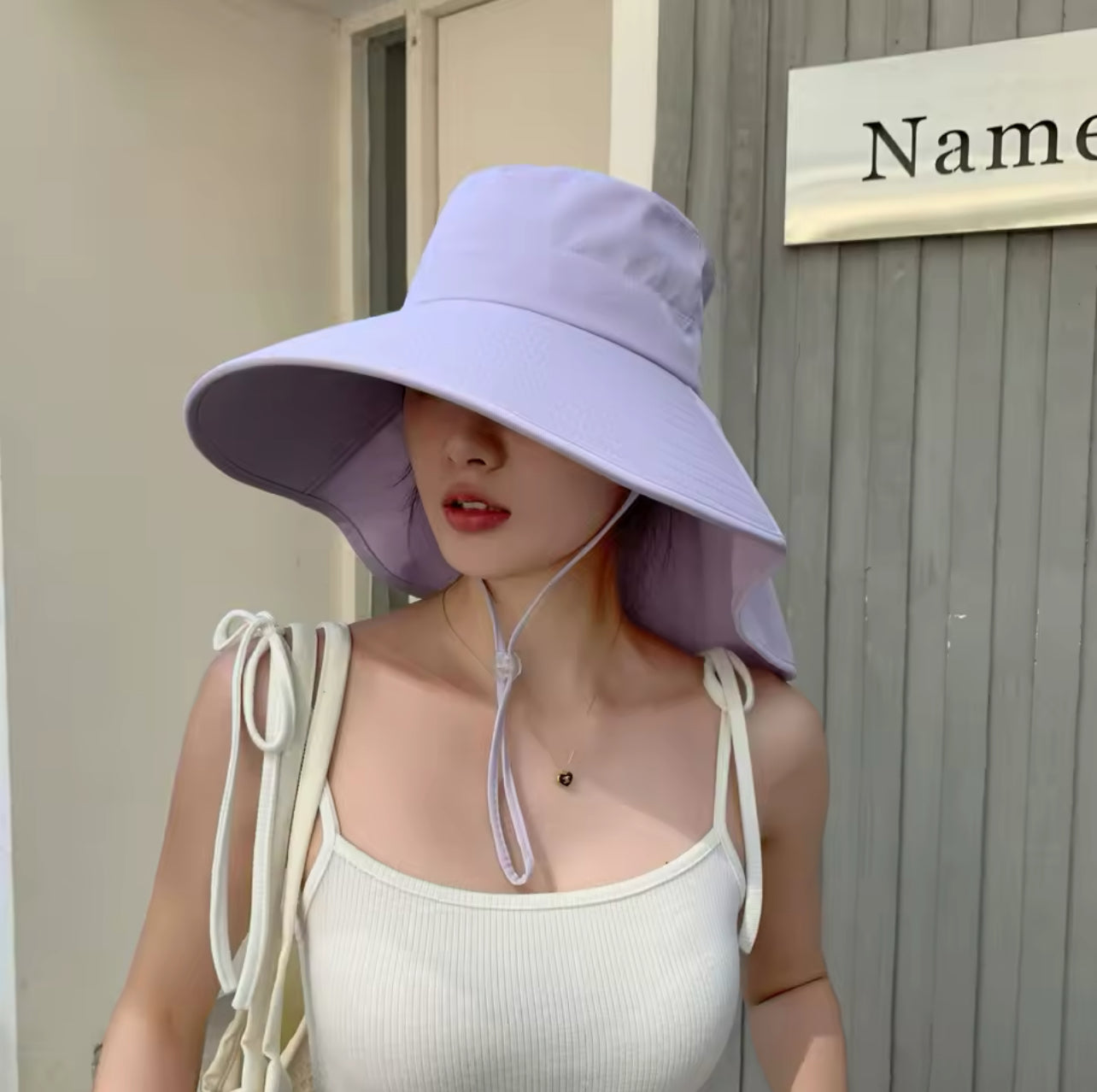 Sun bucket hat