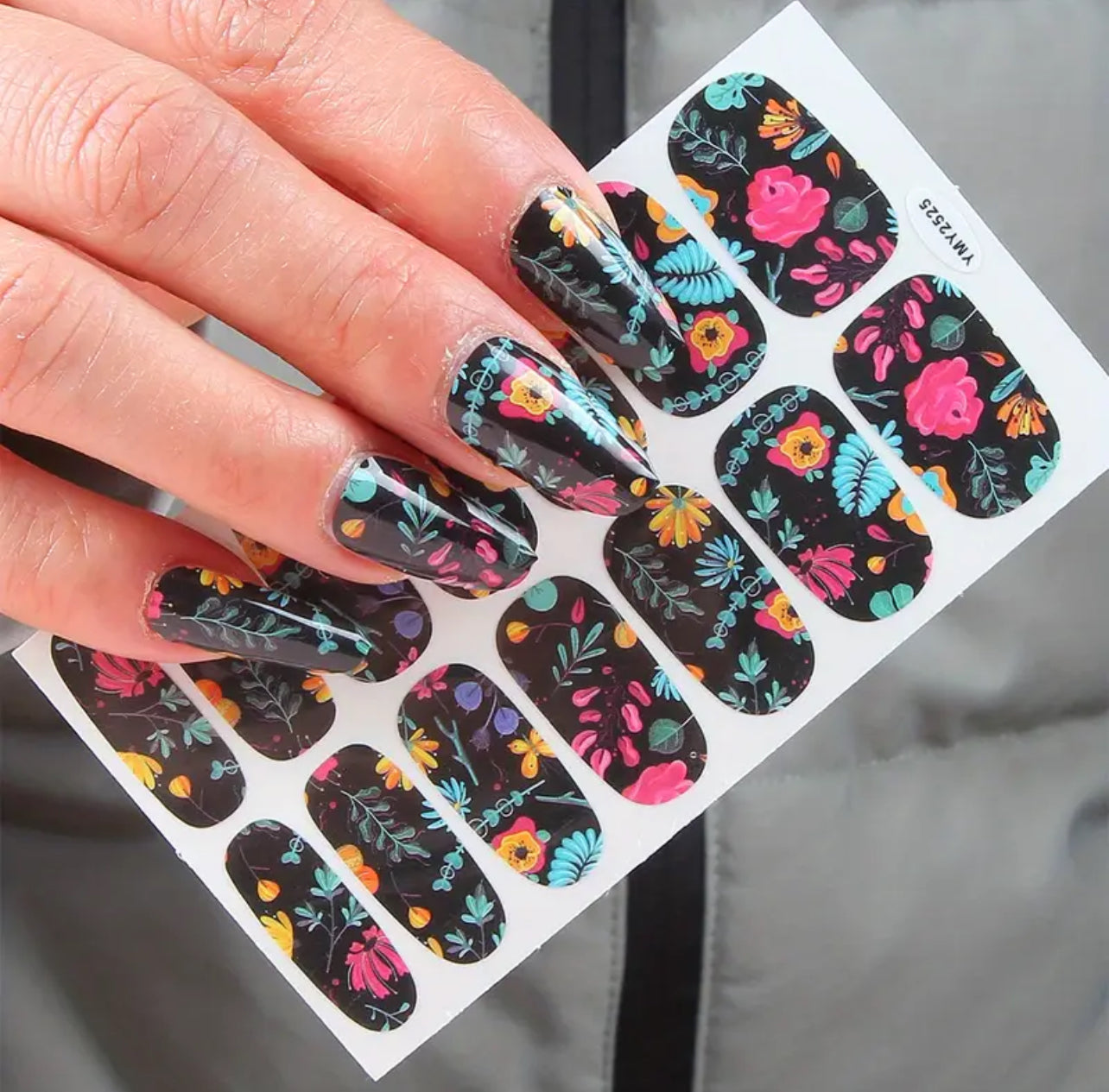 Nail wraps