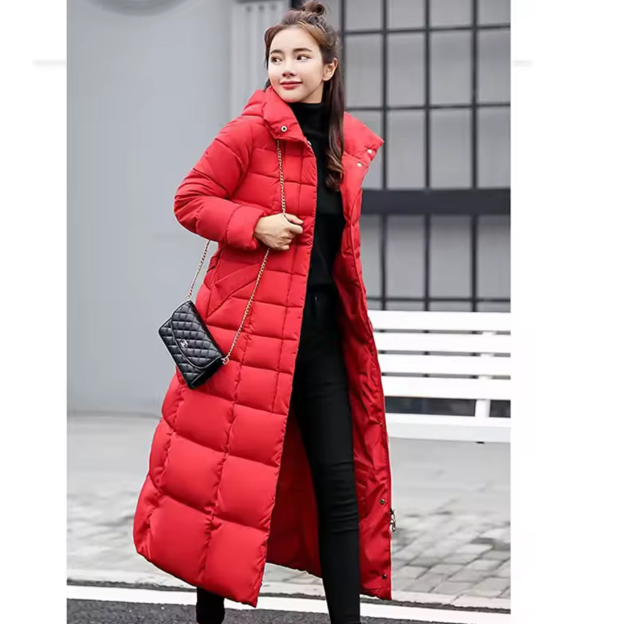 Long cotton parkas coat with fur hoodie.