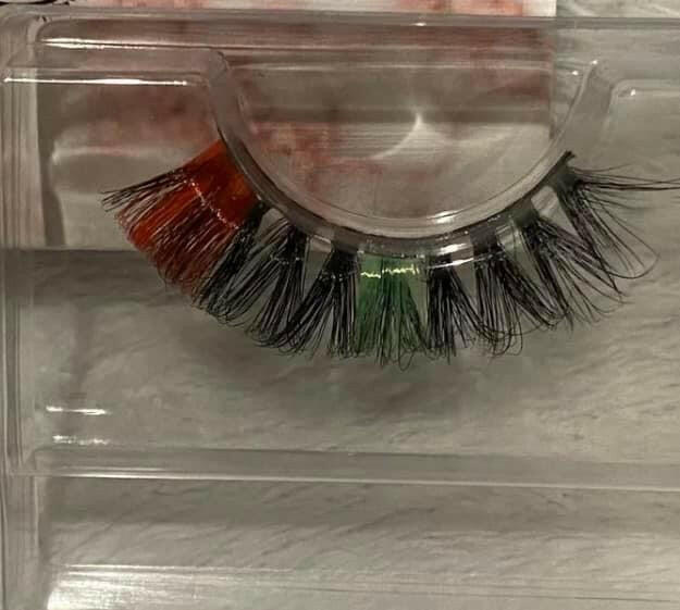 FLCN Coloured Russian Lashes.