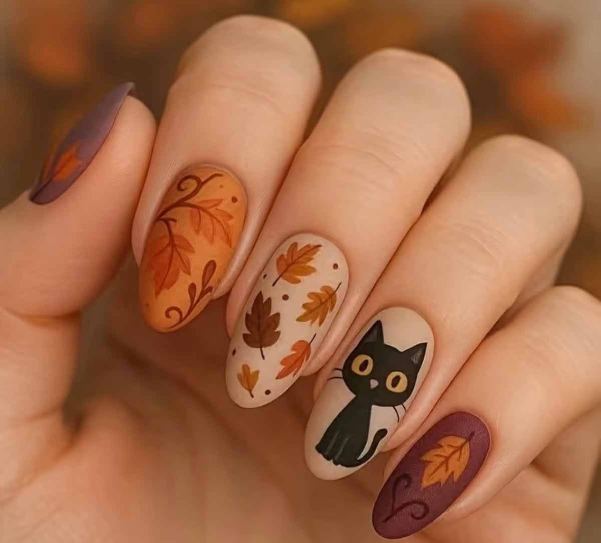 Autumn style nails