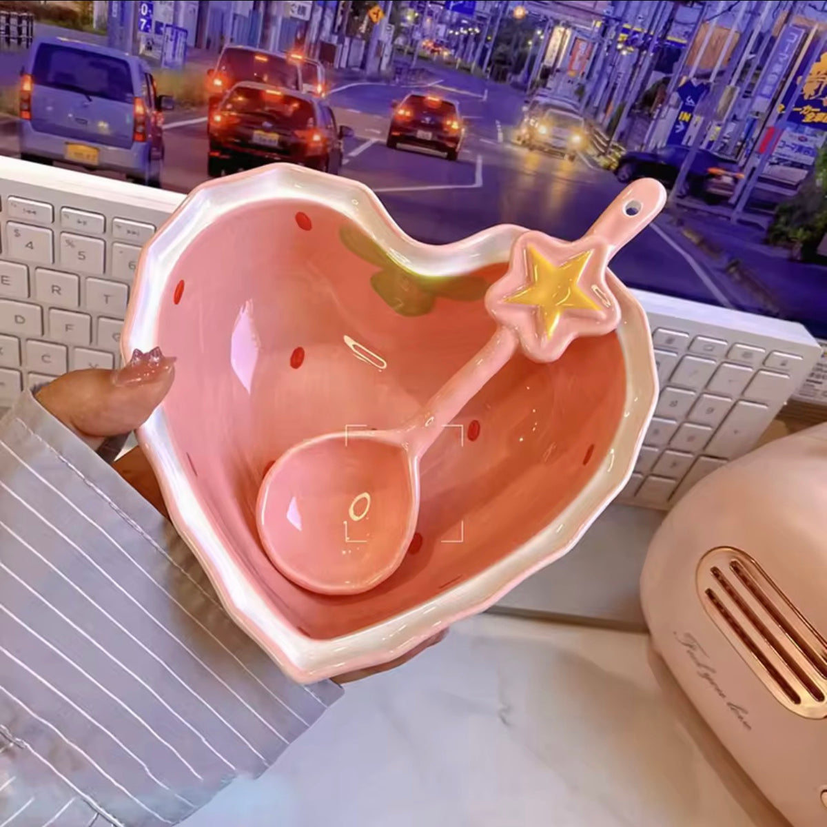 🍓✨ Strawberry Sweetheart Ceramic Bowl & Star Spoon Set �