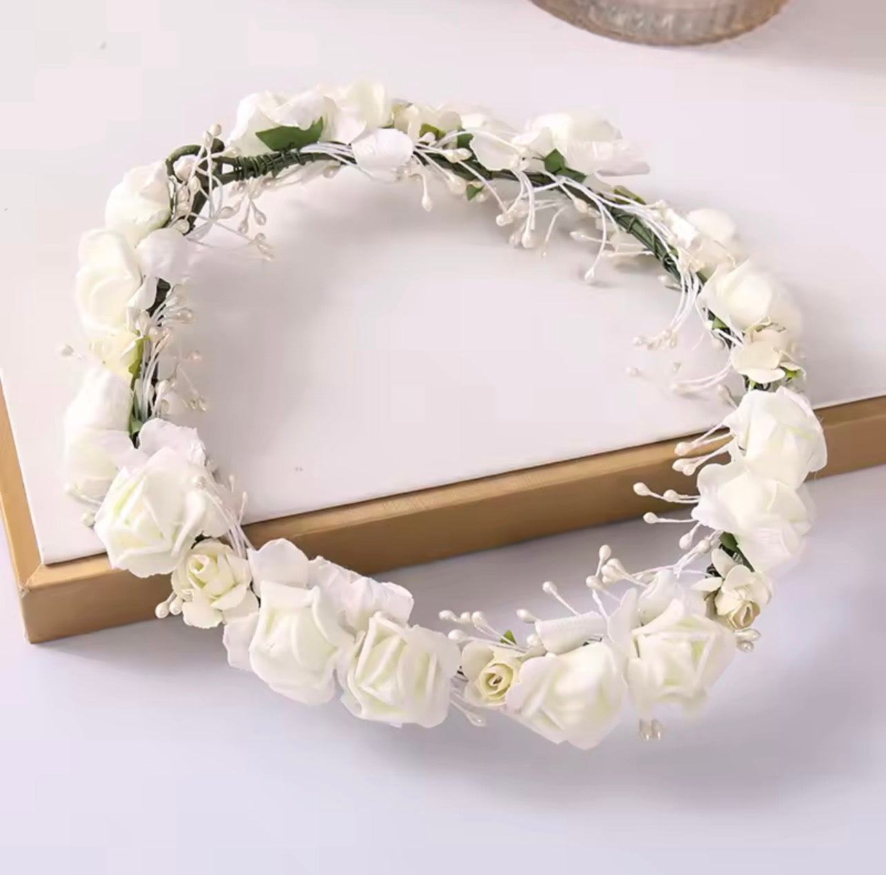 Pretty hair wreath
