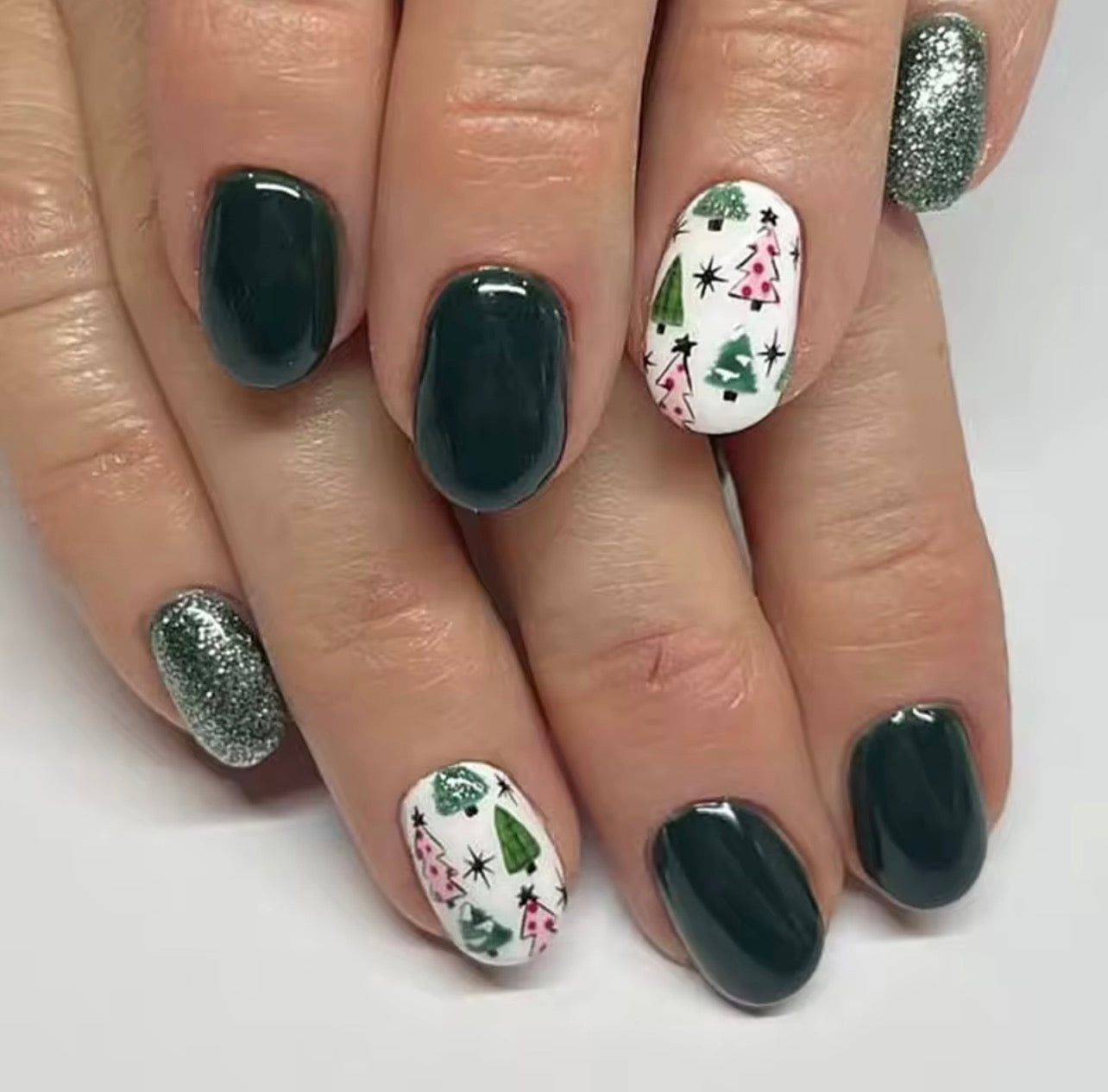 Christmas nails
