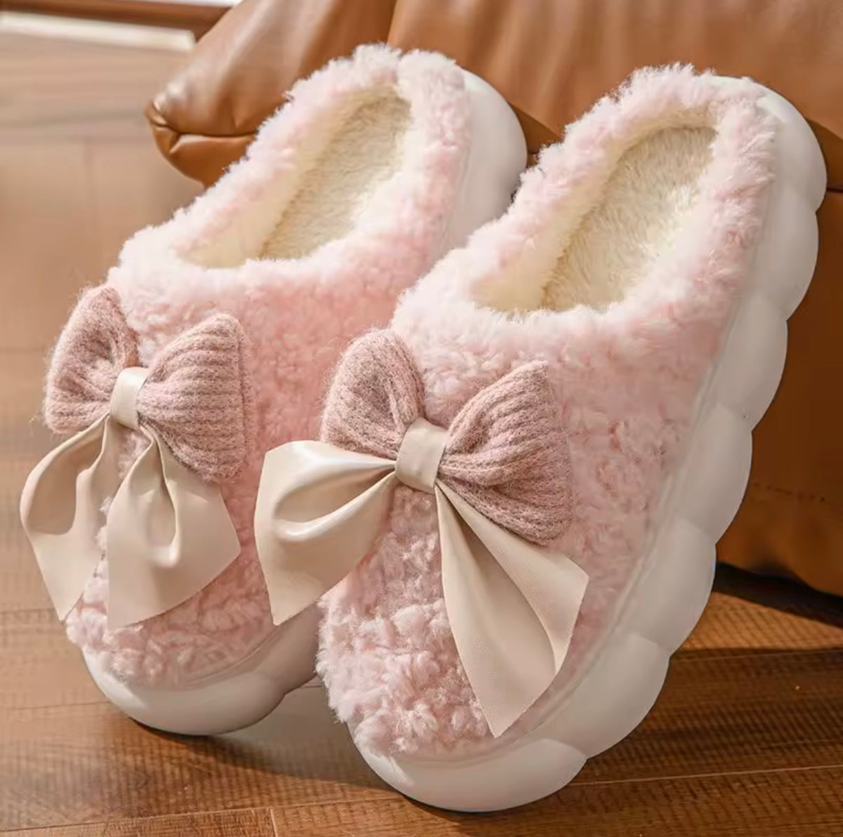 Winter Bow Cloud Slippers 🎀