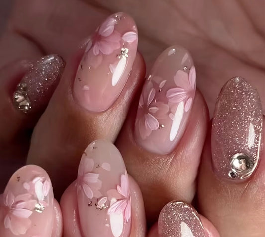 Spring & Summer trending press on nails