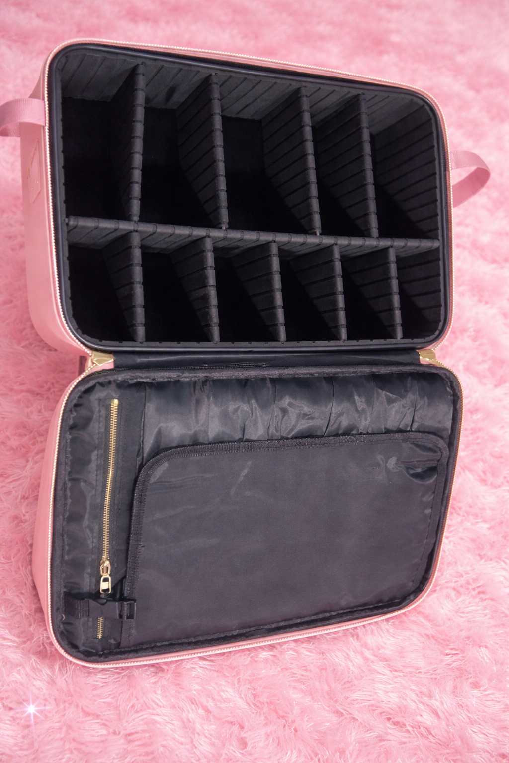 FLCN Shop Extra Large Make Up Bag in Pink with Stylish Logo Design for Organized Beauty Essentials