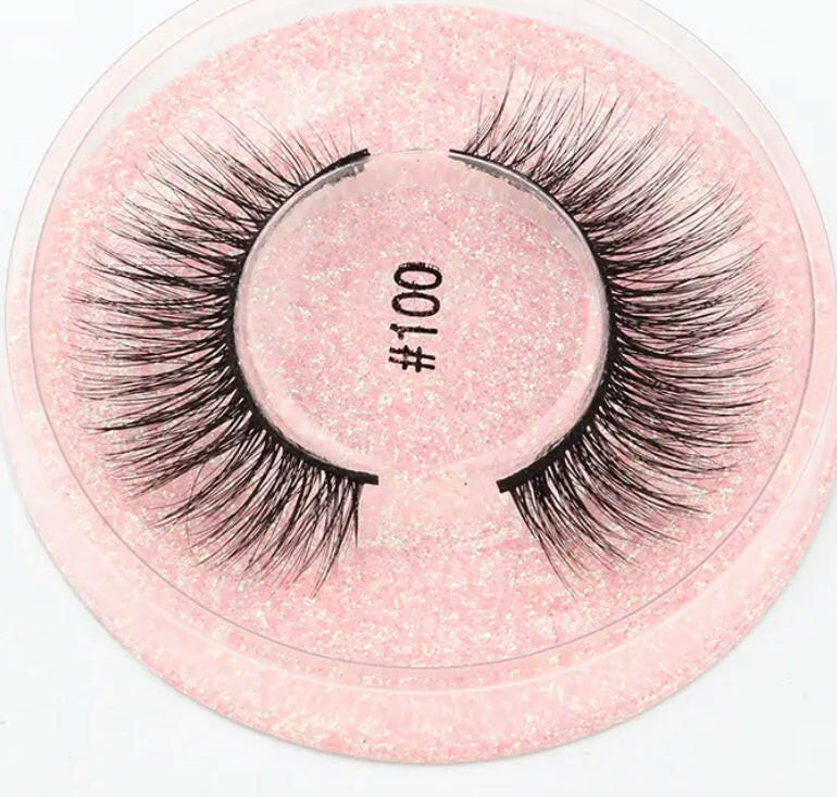 💅👁🫦Nails & Eyelashes bundle💅👁🫦.