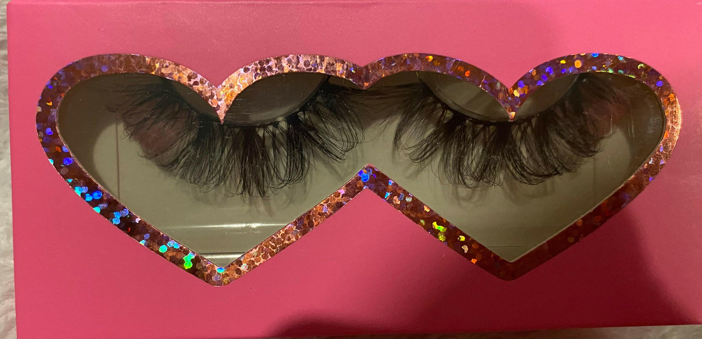 FLCN Coloured Russian Lashes.