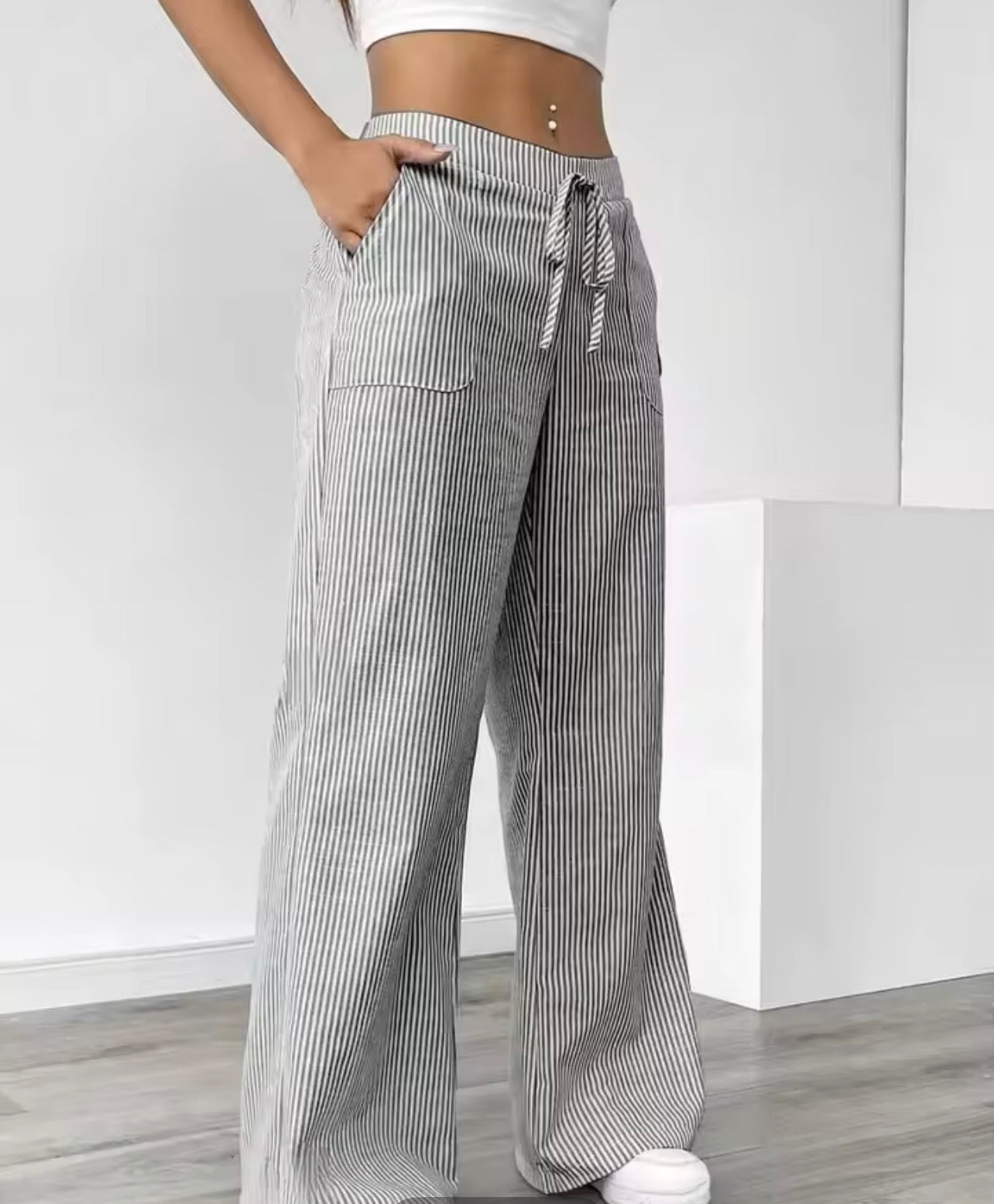 Wide leg stripped long trousers